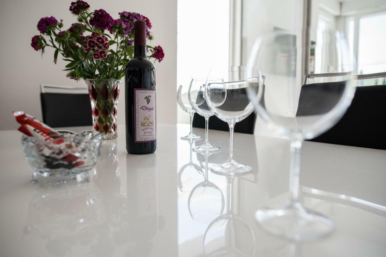 De Luxe Apartment Mediteran 1**** Затон Екстериор снимка